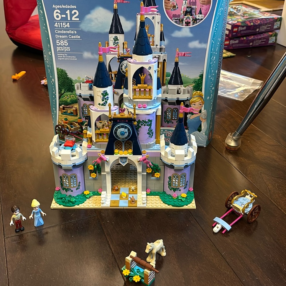 Disney Lego Cinderella’s Dream Castle.